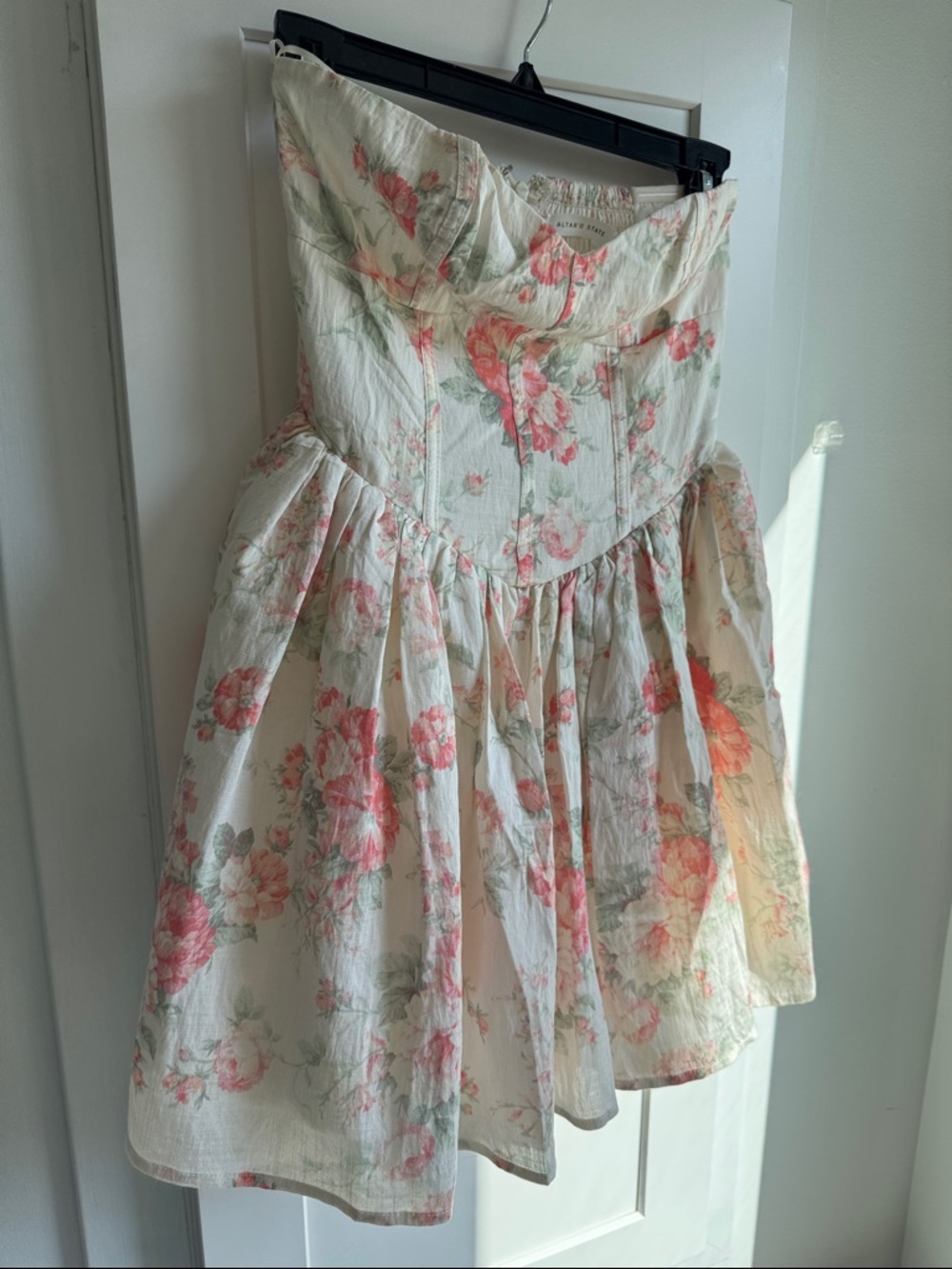 Altar'd State Virelle Mini Floral Dress - NWT and gift bag! - Picture 13 of 14